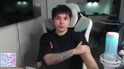 Snapshot of jayce_icestone chatting on May 28, 3:42 pm Jayce online show from May 28, 3:42 pm