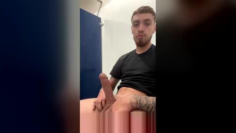 jaycock10101998 online show from December 14, 9:58 am