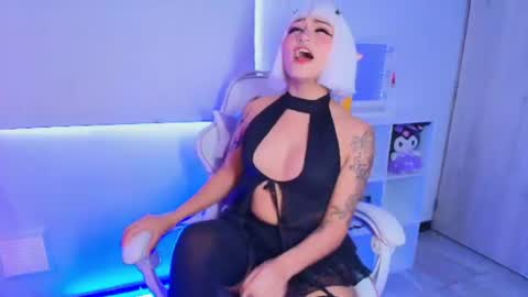 Jayen online show from July 13, 8:55 pm