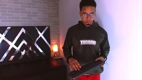 Jayden Morris online show from February 2, 11:53 am