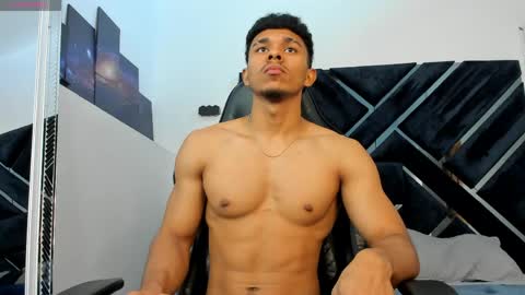 Snapshot of jaydenvance chatting on April 25, 1:41 pm JAYDEN online show from April 25, 1:41 pm
