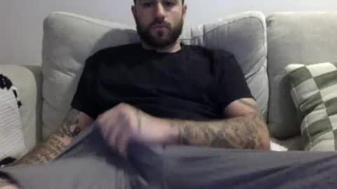 Snapshot of jayg333 chatting on November 23, 9:58 pm jayg333 online show from November 23, 9:58 pm