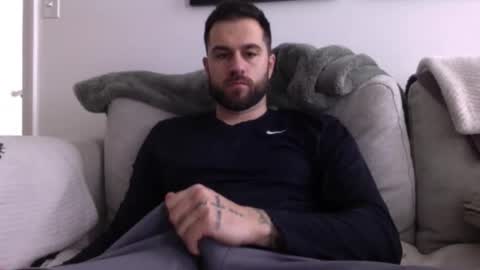 Snapshot of jayg333 chatting on February 27, 6:52 pm jayg333 online show from February 27, 6:52 pm