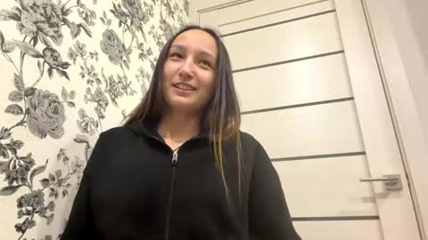 Snapshot of jayhansberger chatting on April 14, 4:24 pm Stacie online show from April 14, 4:24 pm