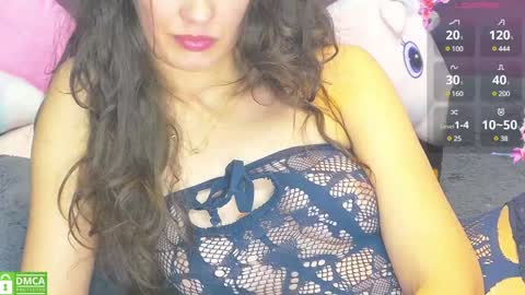 Snapshot of jayllene chatting on December 16, 12:06 pm Jayllene online show from December 16, 12:06 pm