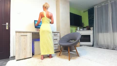 Snapshot of jaylynxxxx74 chatting on October 24, 3:58 am Jay online show from October 24, 3:58 am