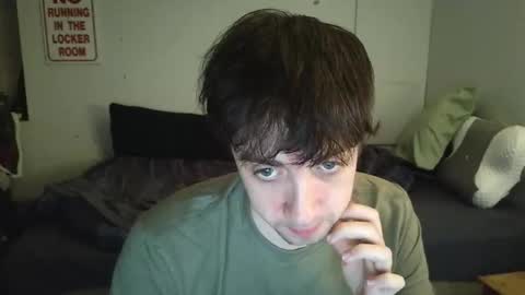 Snapshot of jaytwinkboi chatting on December 20, 2:18 am jaytwink online show from December 20, 2:18 am