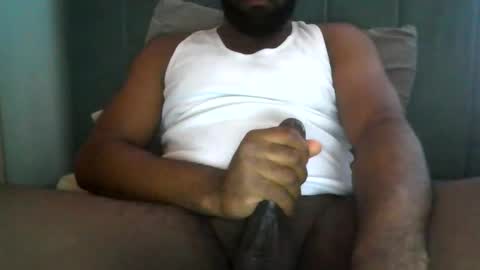 Snapshot of jaytys145364616 chatting on January 15, 5:01 am jaytys145364616 online show from January 15, 5:01 am