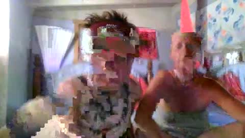 Snapshot of jaz_80 chatting on October 8, 10:51 pm jaz_80 online show from October 8, 10:51 pm