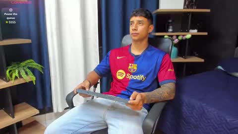 jaze_bradley online show from November 1, 12:18 pm