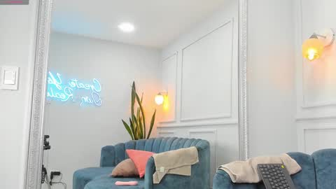 Jasmine  online show from February 8, 7:26 am