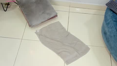 Snapshot of jazmine_21 chatting on March 10, 7:21 am Jasmine online show from March 10, 7:21 am