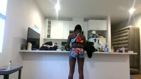 Snapshot of jazzystelo0 chatting on October 8, 2:58 pm Jazzystelo online show from October 8, 2:58 pm