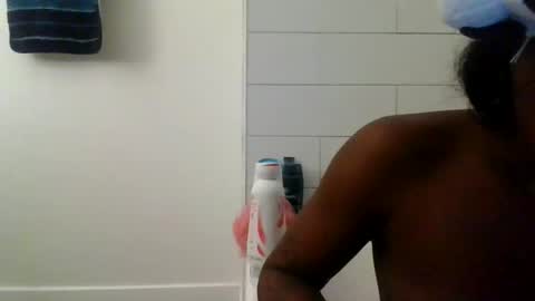 Snapshot of jazzystelo0 chatting on October 15, 6:02 am Jazzystelo online show from October 15, 6:02 am