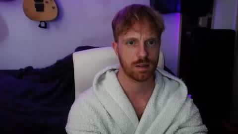 Snapshot of jb_cams chatting on December 21, 3:42 pm jb_cams online show from December 21, 3:42 pm