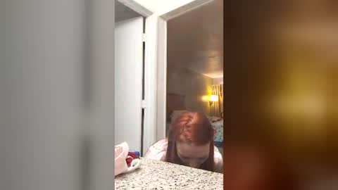 J Nicole online show from August 3, 5:06 pm