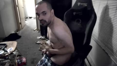 jburns87 online show from January 10, 1:46 pm