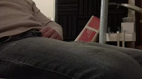 Snapshot of jbvgjjj chatting on December 21, 10:39 am dookie online show from December 21, 10:39 am