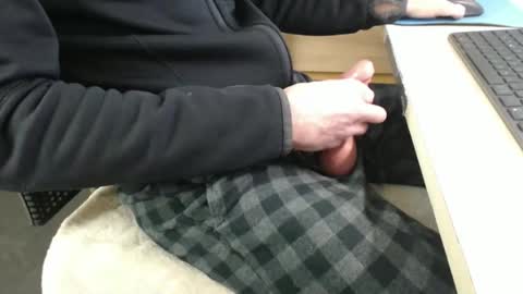 jc200000 online show from March 5, 6:15 pm