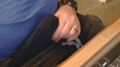 jcdogg11 online show from December 2, 1:46 pm