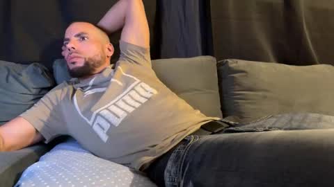 JcMax305 online show from February 15, 4:14 pm