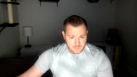 Snapshot of jcool222 chatting on June 7, 6:00 pm jcool222 online show from June 7, 6:00 pm