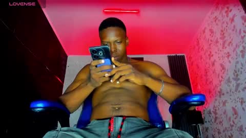 Snapshot of jd_thebaby chatting on February 9, 12:19 pm jd thebaby online show from February 9, 12:19 pm