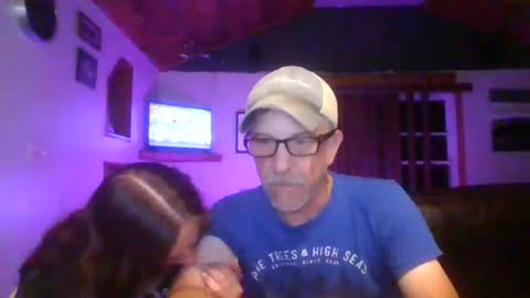 jdgiddy69 online show from June 28, 2:39 am