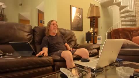 JDinEuless online show from February 27, 8:09 pm