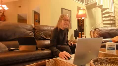 JDinEuless online show from December 21, 4:47 pm