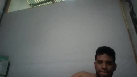 jdrake27 online show from December 17, 3:18 pm