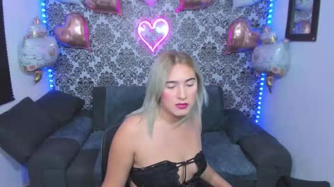 . Julianita y Valery . online show from March 4, 3:12 am