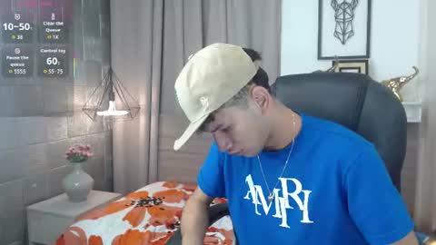 Snapshot of jdwhite18 chatting on June 25, 10:36 pm jdwhite18 online show from June 25, 10:36 pm