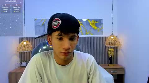 Snapshot of jdwhite18 chatting on July 31, 3:11 pm jdwhite18 online show from July 31, 3:11 pm