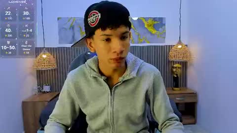 Snapshot of jdwhite18 chatting on August 8, 3:41 am jdwhite18 online show from August 8, 3:41 am