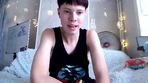 Snapshot of jealousangel chatting on July 2, 4:18 am Angel online show from July 2, 4:18 am