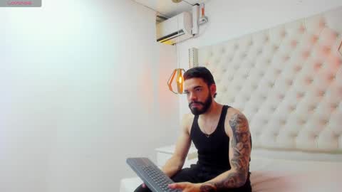 JEAN online show from May 1, 7:51 pm