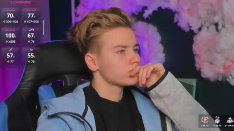 jean_wilsons online show from December 1, 11:26 am