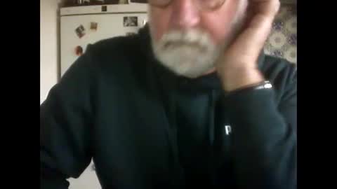 Snapshot of jeanmichel78 chatting on February 18, 2:24 pm jeanmichel78 online show from February 18, 2:24 pm