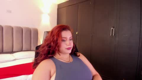 Snapshot of jeannewilliams_ chatting on June 6, 2:00 pm Jeanne Williams online show from June 6, 2:00 pm