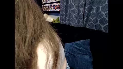 jeannie_69_andahalf online show from April 24, 1:19 am