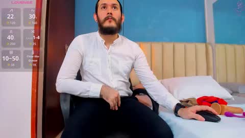 Snapshot of jeanpiere02 chatting on January 19, 2:26 am Jeanpiere online show from January 19, 2:26 am