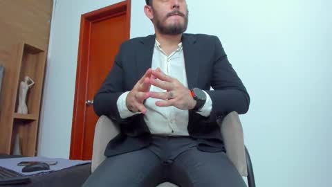 Snapshot of jeanpiere02 chatting on March 9, 1:53 am Jeanpiere online show from March 9, 1:53 am