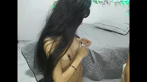 Snapshot of jeanrodriguez4 chatting on December 26, 5:47 am jeanrodriguez4 online show from December 26, 5:47 am