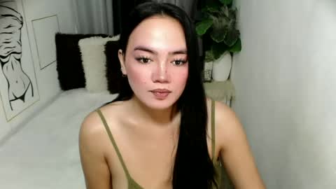 Snapshot of jeanwants2play chatting on June 23, 8:18 pm Jeanwants2play online show from June 23, 8:18 pm