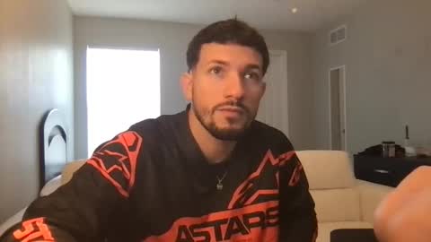 jeanwhitebianco online show from October 28, 4:31 pm