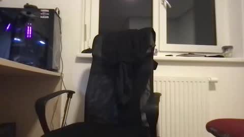 Snapshot of jebatcutevristatces12 chatting on January 18, 10:24 pm hepilauda online show from January 18, 10:24 pm