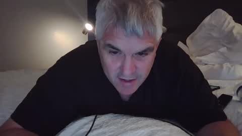 dadbody71 online show from December 20, 11:05 pm