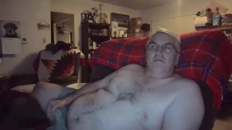 dadbody71 online show from January 11, 3:33 am