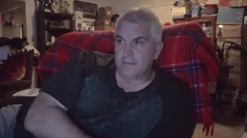 dadbody71 online show from February 8, 2:04 am